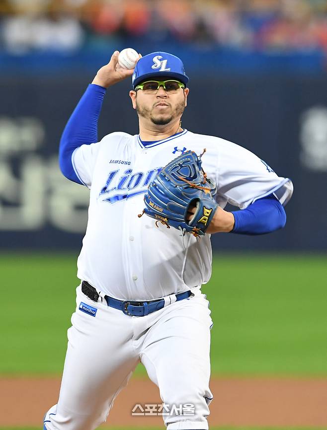 ‘매닝 팔꿈치 수술’ 삼성, 지금이라 차라리 다행인가…‘치료 끝’ 원태인 한국서 MRI 재확인 [SS오키나와in]