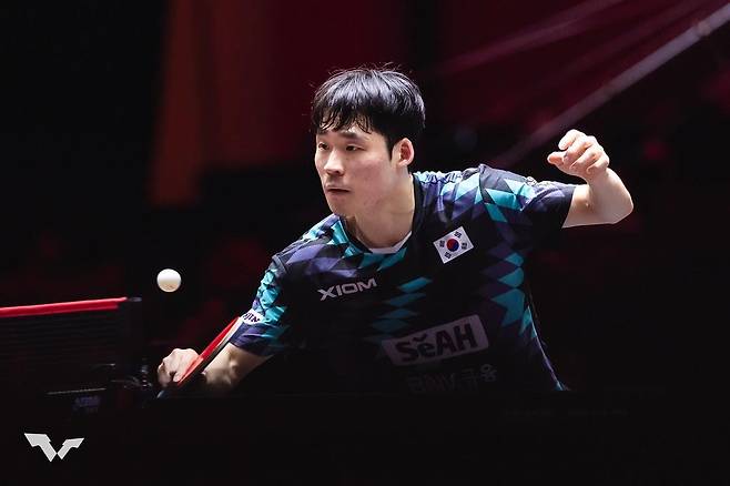 탁구 장우진, WTT 싱가포르 스매시서 세계 1위 왕추친에 완패