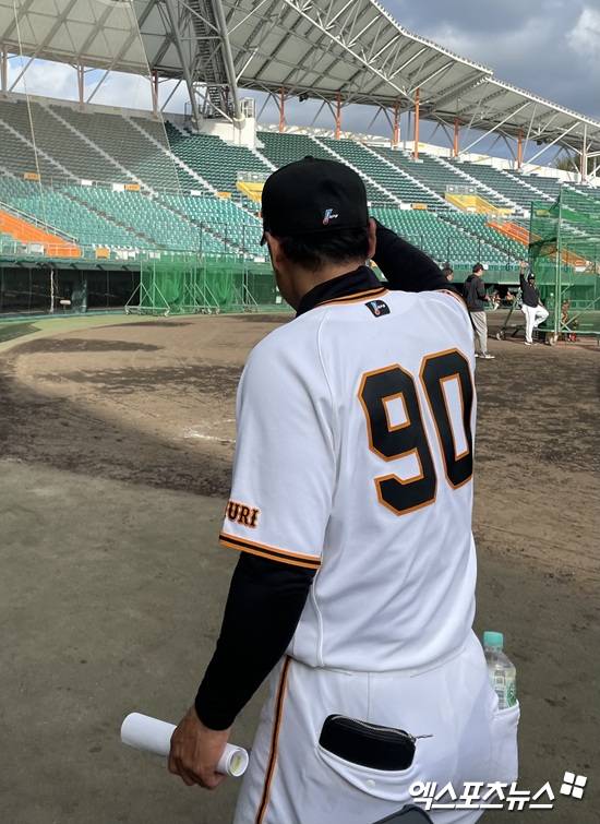 '요미우리 타격코치' 이승엽, 친정팀 삼성 상대 소감은?…