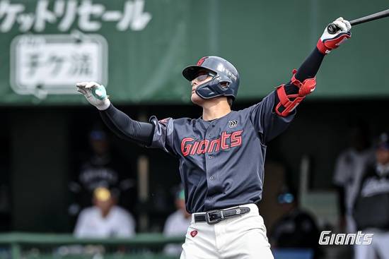 '삼일절 한국이 이겼다' 롯데 4-3 승리→'한화 0-18 대패' 대리 복수 성공! 로드리게스 3이닝 퍼펙트+윤동희 기선제압 2루타 [미야자키:스코어]