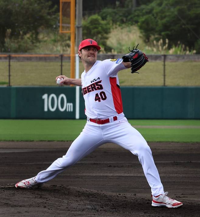 한화 외국인 6이닝 무실점 합작+심우준 결승타… KIA 볼넷-실책 자멸, 한화 연습경기 3연승 [오키나와 게임노트]