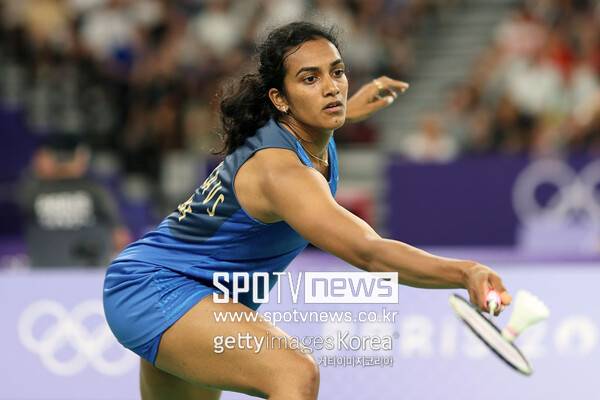 '인도의 안세영' 발 묶였다…美-이란 공습 여파