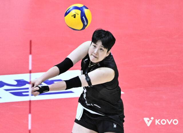 조이 올마이티! 페퍼저축은행, 주포 조이 맹활약 앞세워 흥국생명 제압…갈길 바쁜 흥국생명 3연패 [MD광주]