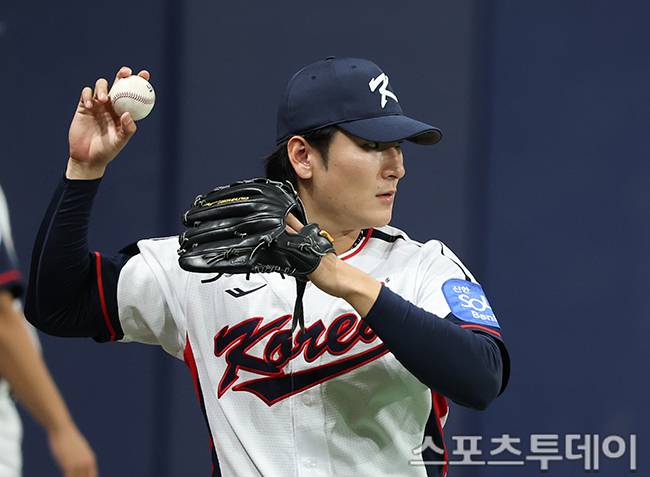 곽빈, 한신전 2이닝 3피안타 3실점 강판…한국, 2-3으로 역전 허용