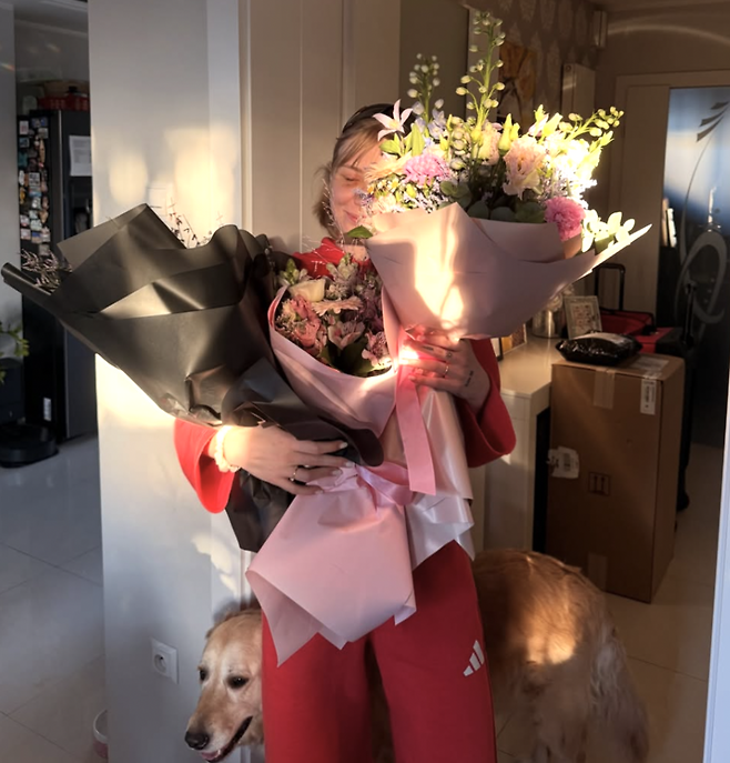 '피 철철' 스케이트 날이 얼굴로...女 쇼트트랙 선수, 수술 후 폴란드 복귀 근황 공개