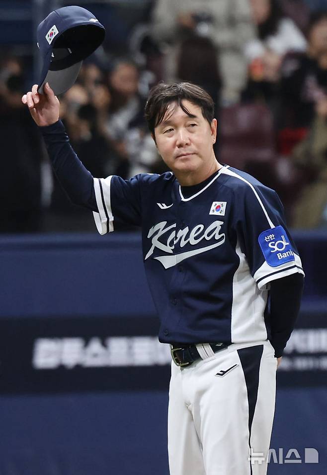 김도영 동점 솔로포·류현진 관록투…WBC 대표팀, 한신과 평가전서 무승부