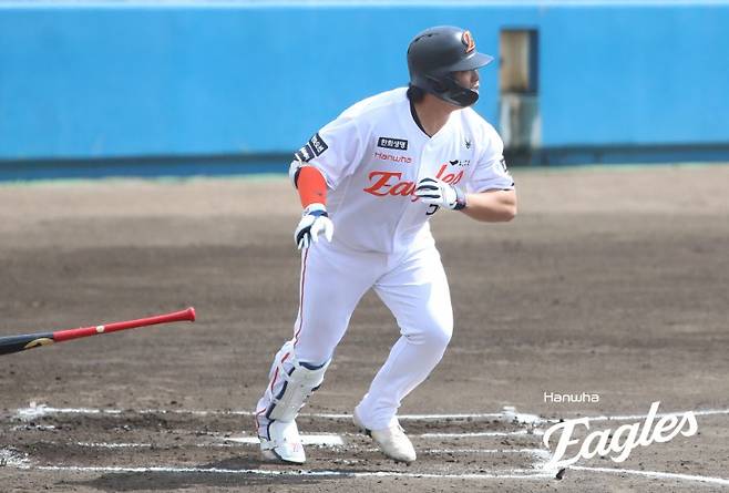 강백호 친정팀에 '결승타' 비수…한화, KT전 6-4 승리→연습경기 4연승 질주 [오키나와:스코어]