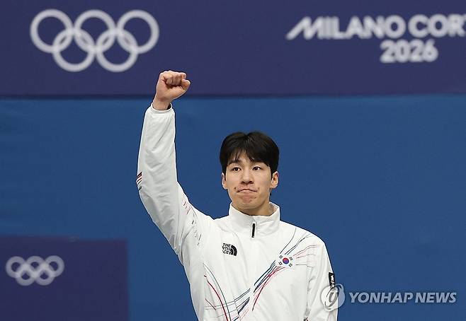 '대한민국 폐막식 기수'까지 했는데…황대헌 더는 참을 수 없었나? 결자해지 나선 이유는