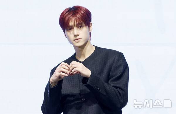 日 도쿄돔이 들썩! 한국의 '빨간 맛' 제대로 보여준다...레드벨벳 웬디→쟈니→우영, 韓 대표팀 시구자로 총출동