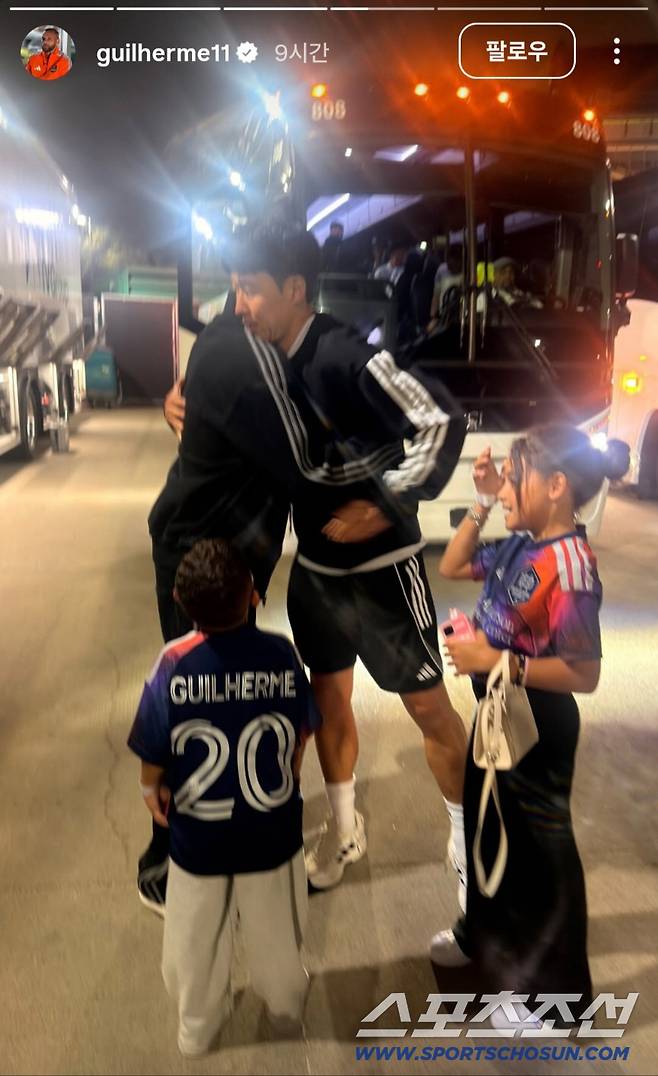 손흥민과의 '가족 인증샷 자랑' 절대로 참을 수 없었다, 아들+딸 총출동 '월클의 품격'....