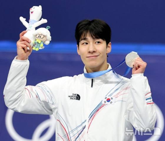 '팀킬·반칙왕 논란' 황대헌, 드디어 입장 공식발표