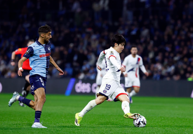 '뱉으려고 보니 너무 잘한다' PSG, 입장 바꿔 이강인 붙잡는다...