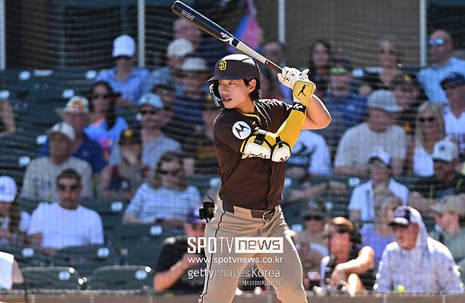 '157km 강속구 쳤다' 송성문 또 안타, 수비에선 실책…타율 0.214