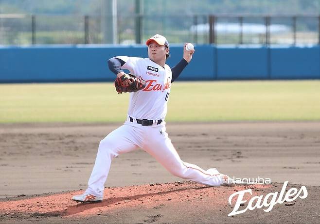 ‘KBO 최강 삼성 방망이’ 왕옌청 무실점 행진 끝, 삼성 타선에 혼쭐… 1회 4실점→3회 KKK 마무리