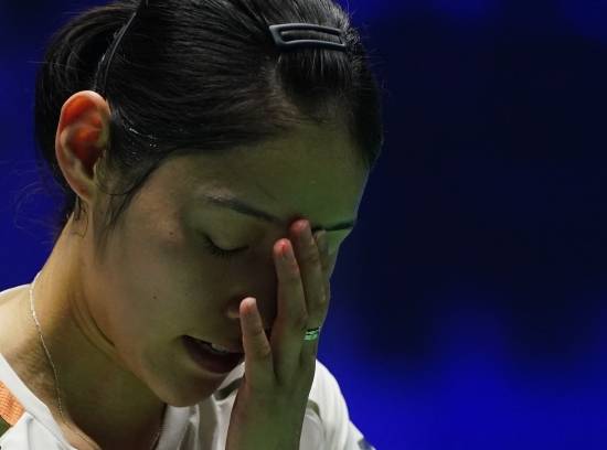 '안세영 만큼 기대했는데…' 세계 15위 韓 심유진, 1회전 탈락→대만 린샹티에 0-2 완패 [전영오픈]
