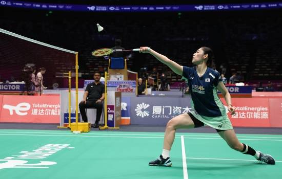 '안세영 만큼 기대했는데…' 세계 15위 韓 심유진, 1회전 탈락→대만 린샹티에 0-2 완패 [전영오픈]