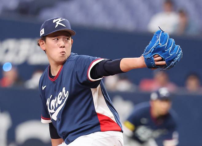'가슴에 KOREA, 모자엔 태극마크' 일본 독립리그 투수가 왜 대표팀 승리 책임졌나 [WBC 이슈]