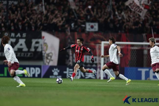 [ACLE 현장리뷰] '송민규 골대 강타+후이즈 PK 실축' 서울, 16강 1차전 홈 경기서 고베에 0-1 패배