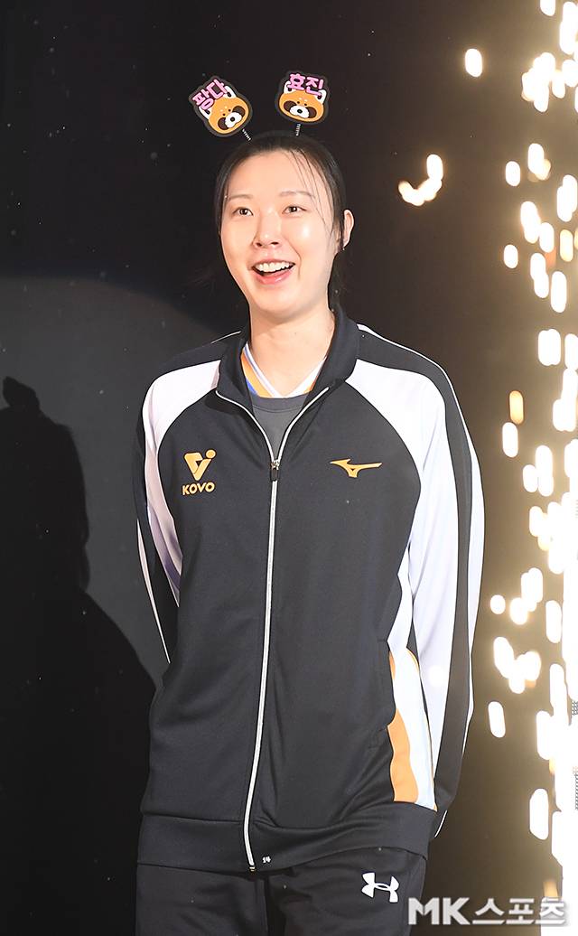 ‘조용하고 겸손한 굿바이’ 은퇴 결정 양효진, 붙잡았던 현대건설의 아쉬움…“선수가 성격대로 은퇴, 은퇴식 하나면 된다고 하더라” [MK인터뷰]