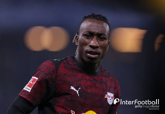 '손흥민처럼 떠나야 했나' 기량 급하락 살라, 대위기...獨 1티어