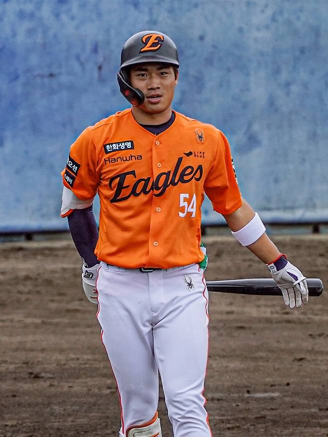 한화 진짜 트레이드 필요 없다…이정후급 19세 안타제조기 등장, 선배들 다 제치고 1등했다