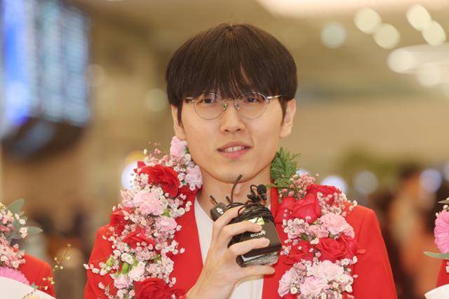 '바둑 세계 1위' 신진서는 말했다...