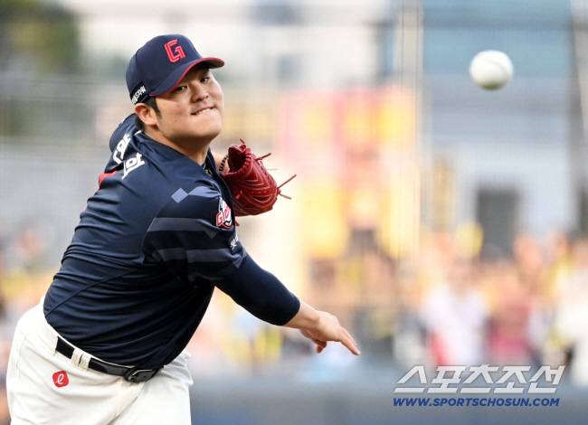 4명 빠져도 안 쓴다 → '그 이름' 나오자 분위기 싸늘..