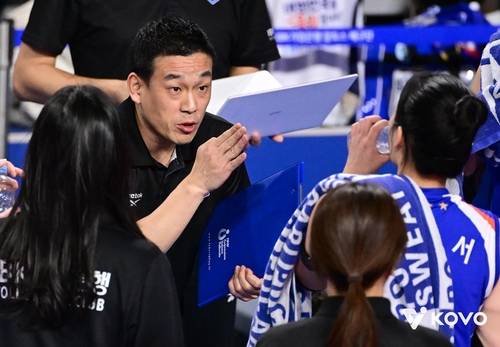 프로배구 '감독대행 체제' 4개 구단, 새 사령탑 선임 언제쯤