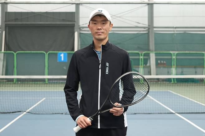 '영장 나왔는데 극적 군 면제' 韓 정구 전설의 귀환