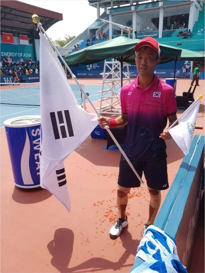 '영장 나왔는데 극적 군 면제' 韓 정구 전설의 귀환