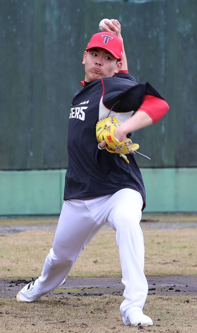 KIA 필승조가 ‘1이닝 3피안타’인데 이범호 왜 걱정 안 하나… “스태프나 내가 흔들면…”