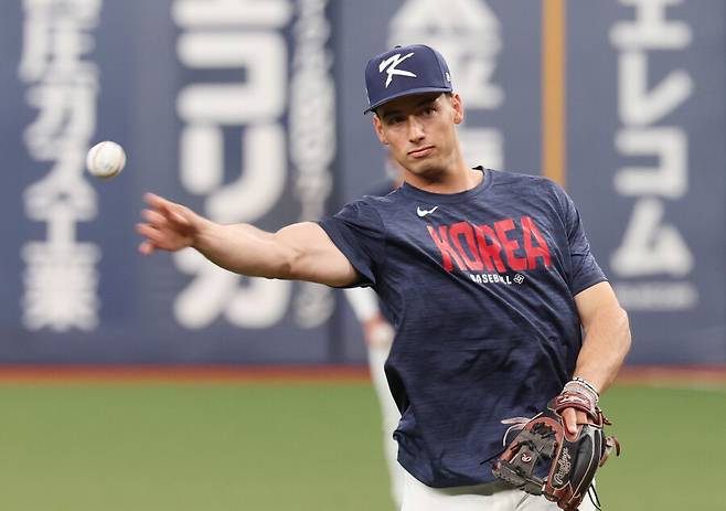 'WBC 체코전 라인업 공개' 메이저리거 4명 제치고 안현민이 4번타자 나선다