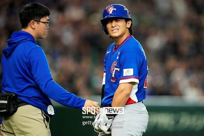 대만에 날아든 핵폭탄급 악재…프리미어12 우승 영웅, 151km 직격→결국 손가락 골절상