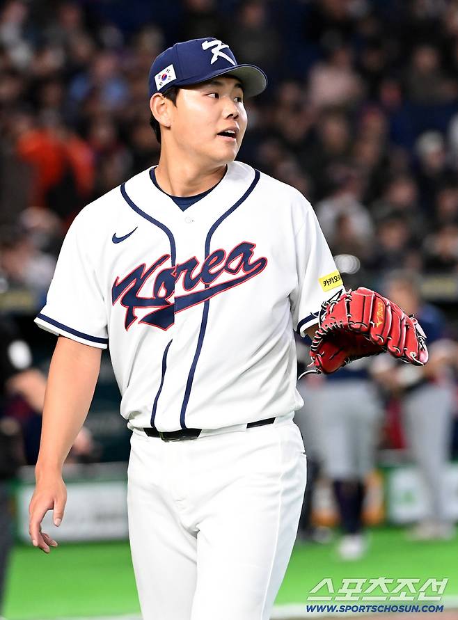 '150㎞ 전력투' 소형준, 韓 최고의 선택이었는데…'어라' 정우주가 안 나왔다