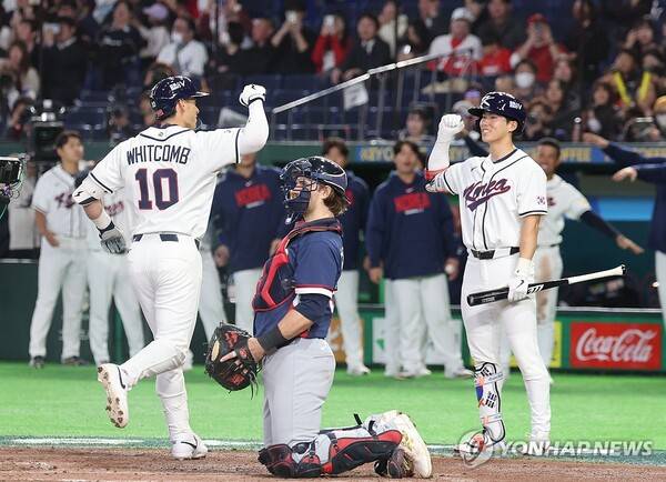 위트컴 여권 뺏어야 하나!... 연타석 홈런으로 한국 8-3 리드 벌려[WBC 체코전]