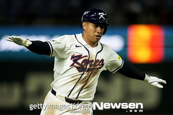 이래서 ‘한국계’ 뽑았다..에드먼과 달랐던 위트컴+존스, 태극마크 달고 ‘홈런 쇼’