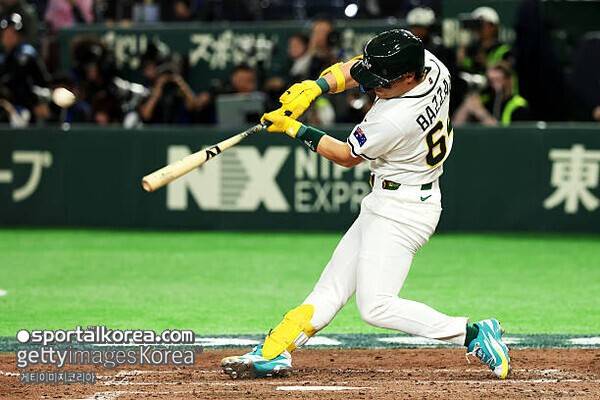 호주 역사 새로 쓴 이유 있었네…대만 격침하고 한국 긴장 빠뜨린 '전체 1순위' 유망주의 치명적 한 방