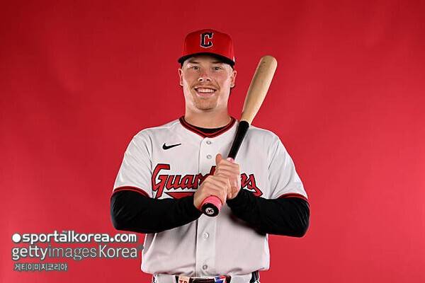 호주 역사 새로 쓴 이유 있었네…대만 격침하고 한국 긴장 빠뜨린 '전체 1순위' 유망주의 치명적 한 방