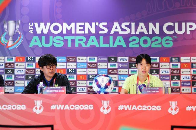 ‘비즈니스석 타고 가서 얼마나 잘하나 보자!’ 여자축구대표팀, 최강 호주와 조 1위 결정전