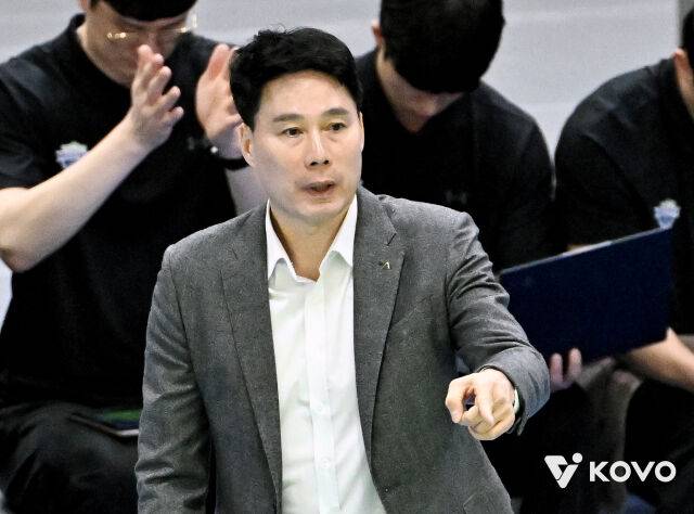 '아 갈길 바쁜데' 2위 확보했지만 1위 탈환 확률 떨어졌다, 그래도 포기없다