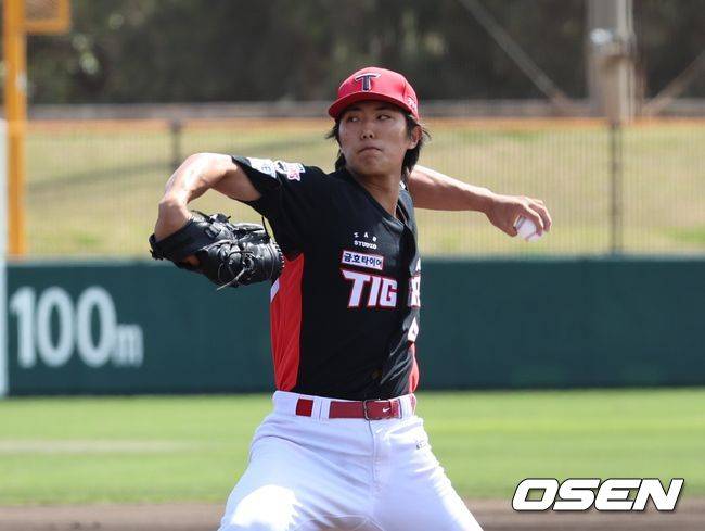 '이의리 3이닝 노히트-윤도현 3안타-김호령 솔로포' KIA, 9-6 승리...LG, 1무2패 승리없이 캠프 종료 [오키나와 리뷰]