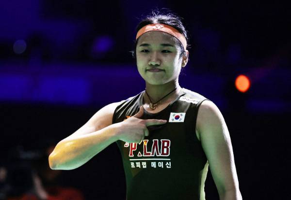 '세계최강' 안세영, '전영오픈 2연패' 한 걸음 더…대만 린샹티 잡고 8강