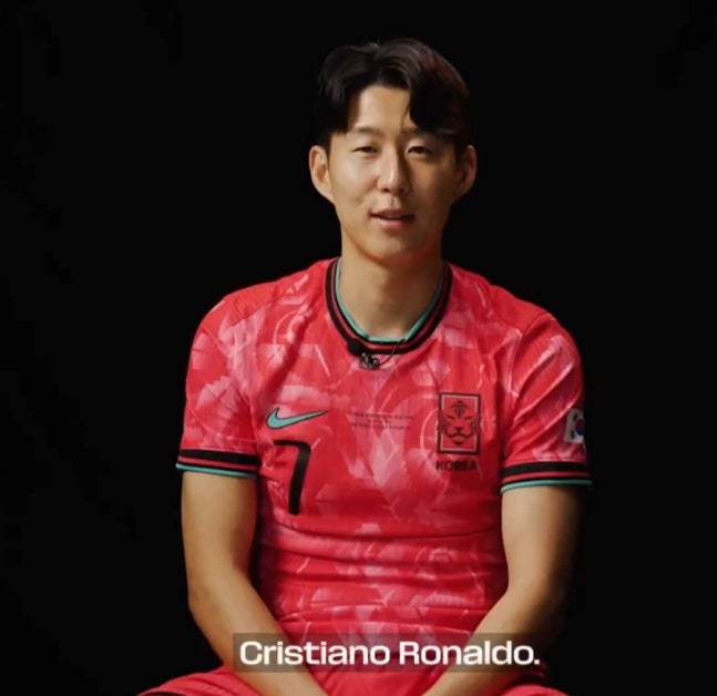 [오피셜] 손흥민, FIFA에 직접 말했다 “난 호날두를 가장 좋아해…” 공식 인터뷰 통해 롤모델 밝혀