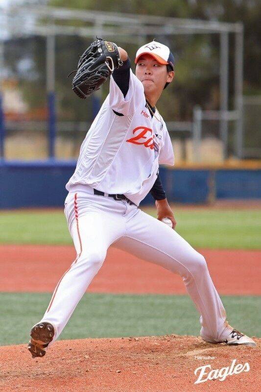 김범수 20억 KIA행, 100억 FA 보상선수 수원행…한화 팬들이 믿는다, '6kg 증량' 황준서 약속했다