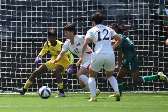 북한 31-0, 이런 게 공포? '퍼펙트 게임' 완성…여자아시안컵 방글라데시 5-0 대파→중국과 1위 결정전