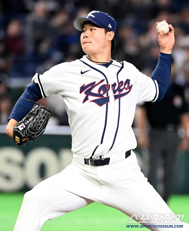 '日 깜짝' 류현진인가, 이 한국 투수 극찬했다…