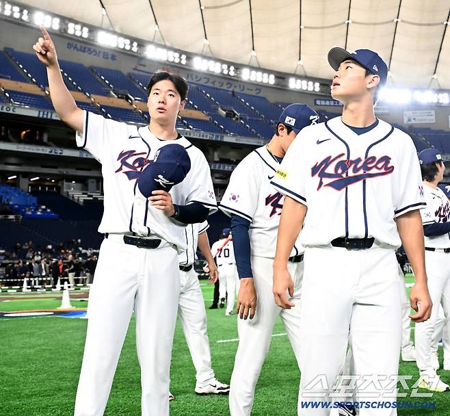 '日 깜짝' 류현진인가, 이 한국 투수 극찬했다…