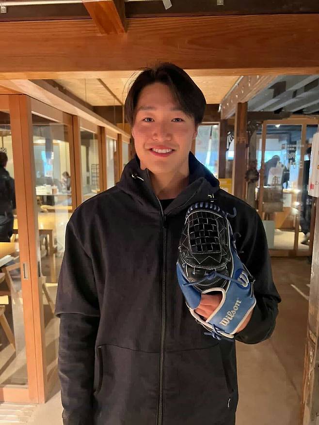 “오늘은 한국 응원한다”는 일본인이 있다… 국적 뛰어넘은 남다른 동료애, 원팀으로 뭉쳤다