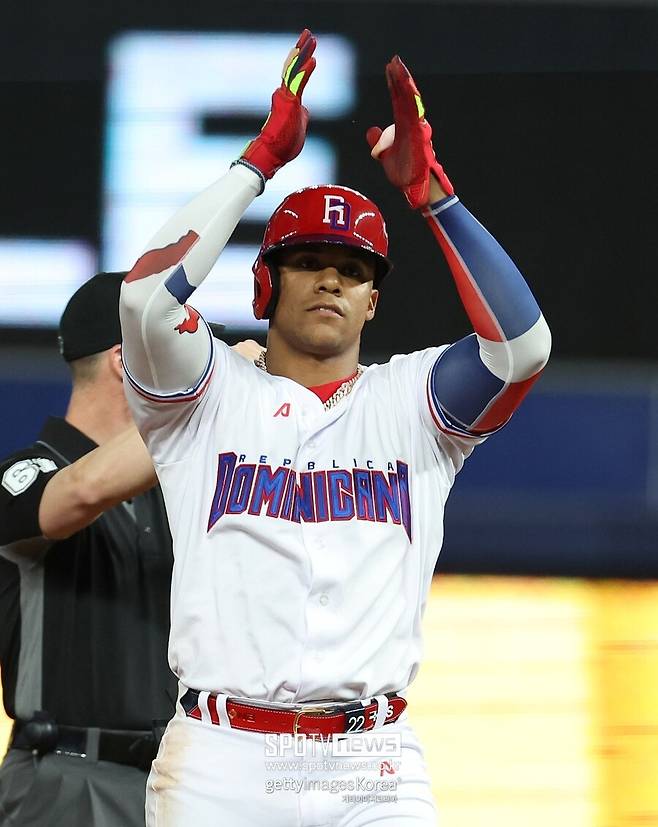 지구 최강 타선이 마이너리거에게 쩔쩔맸다…결과는 해피엔딩, 도미니카공화국 첫 경기 대승