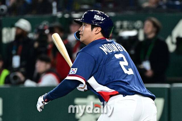 시작이 좋다! 한국, 1회 3점 선취! 이정후 1타점→문보경 2타점 적시타 [MD도쿄]